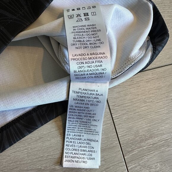 Puma Football Jersey Black Printed Logo Short Sleeve Baby Tee Women's Large L - Picture 7 of 9